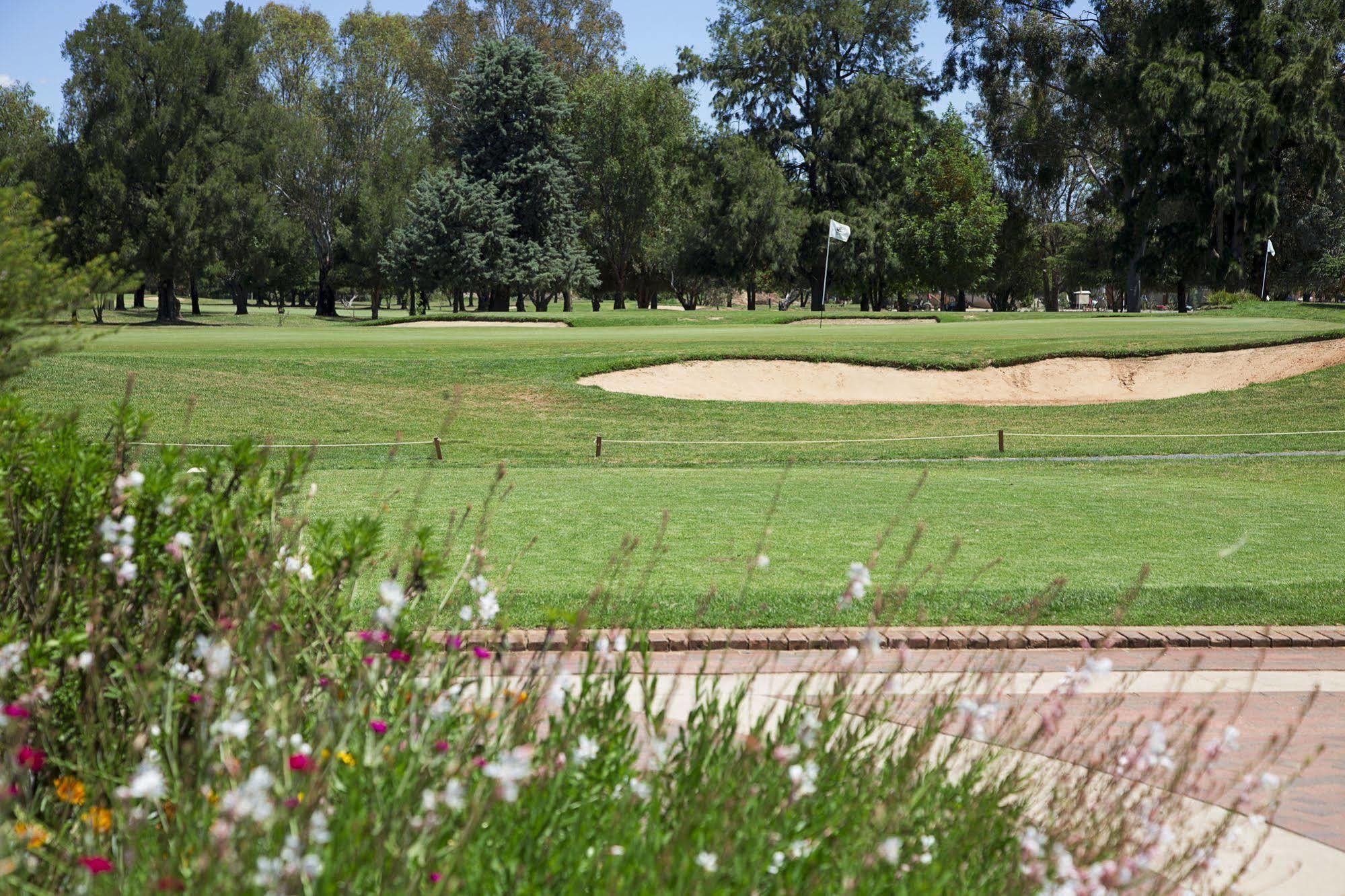 Howlong Golf Resort Ngoại thất bức ảnh